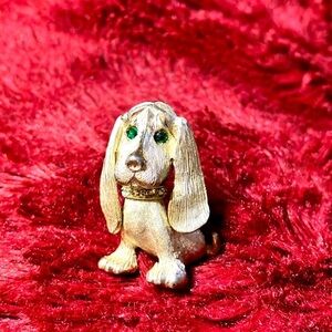 SAO Vintage Silver Tone Hound with Green Crystal Eyes Dog Puppy Brooch Pin